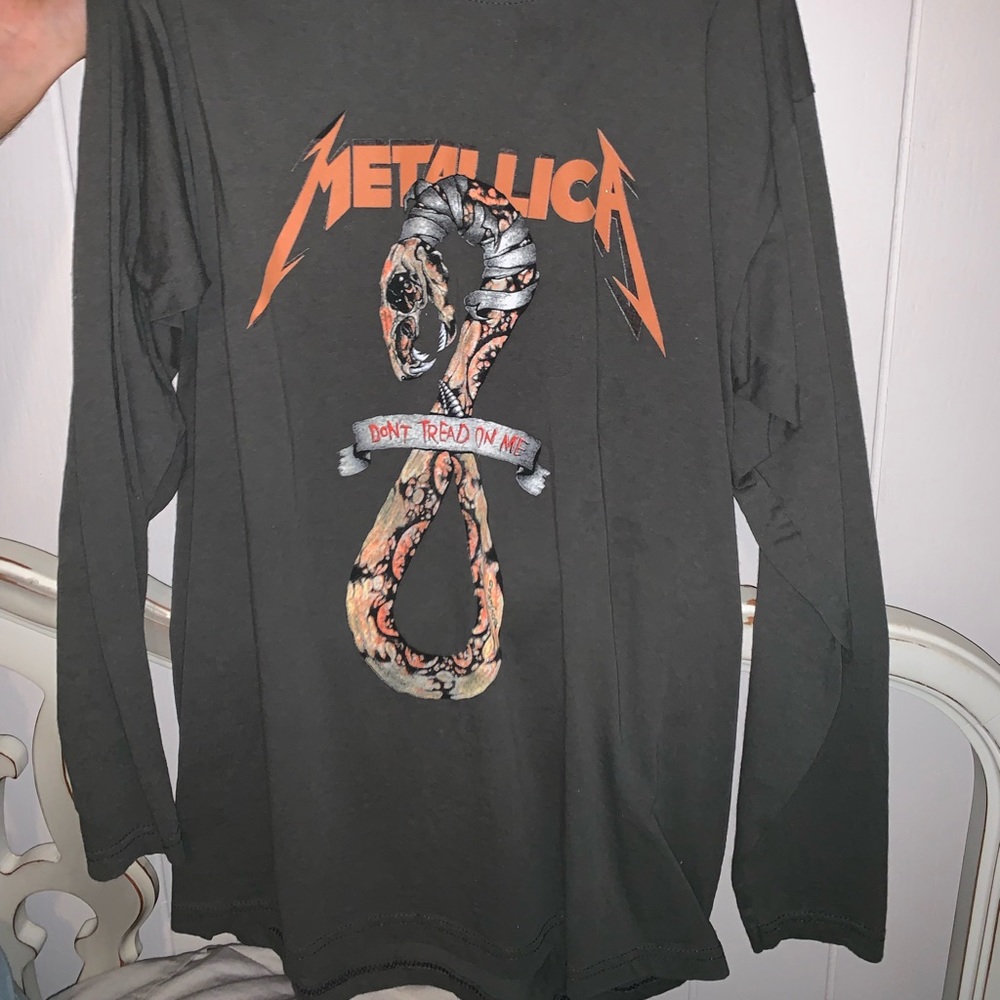 grey metallica long sleeve